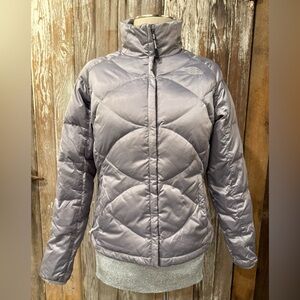 THE NORTH FACE Puffer Jacket Goose Down 550 Med Silver Quilted ~ Needs Cleaning